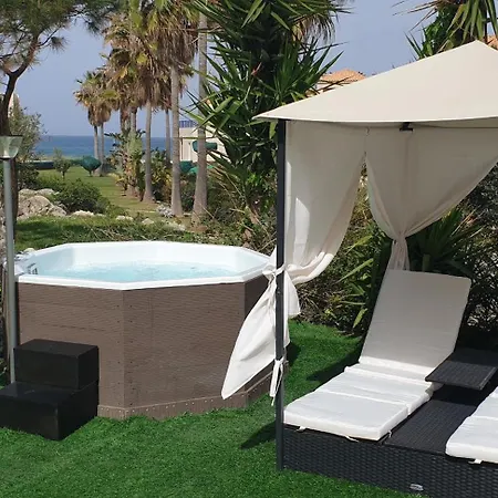 Rodo Villa *