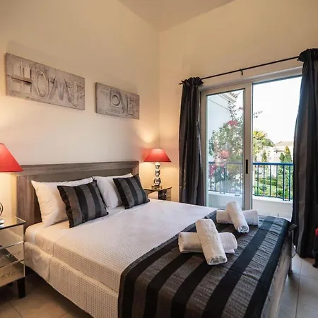 Rodo Villa *